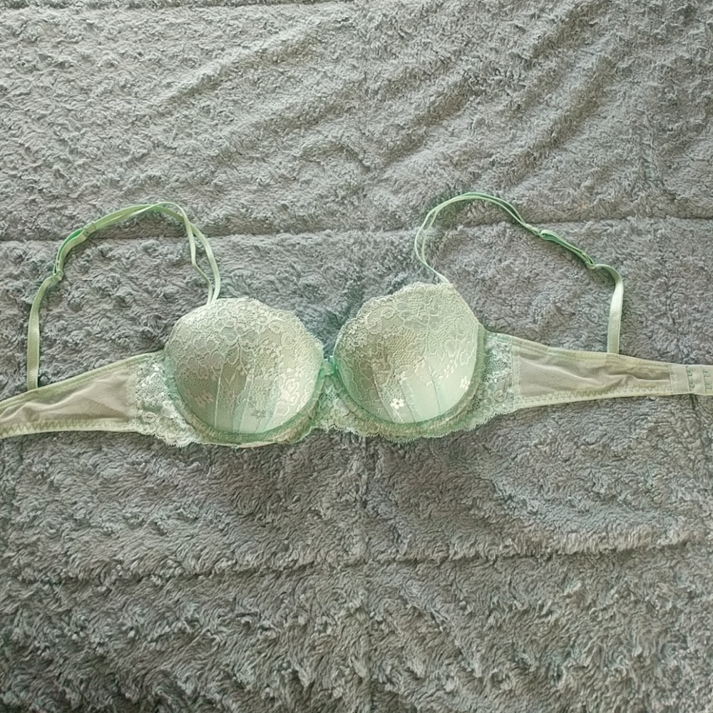 Push up bra